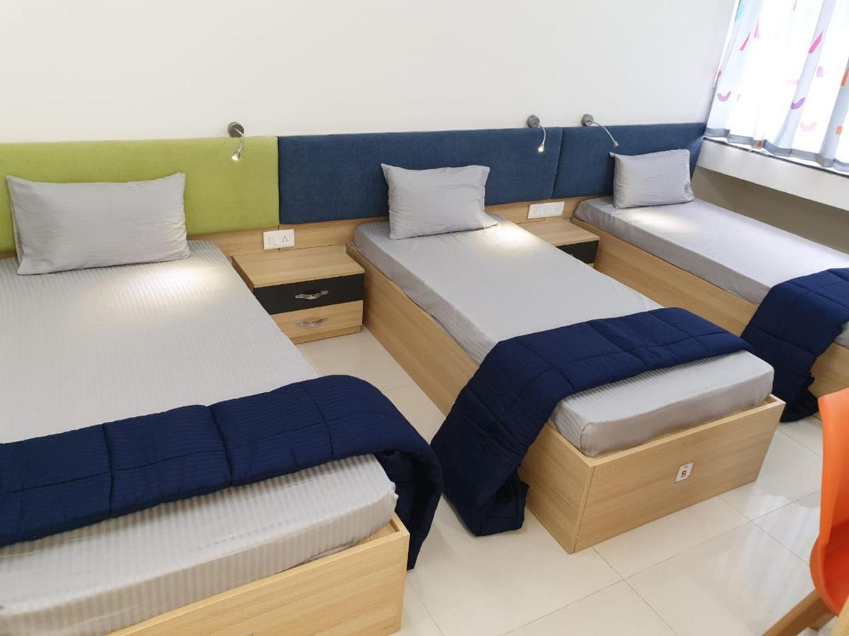 Youthville Boys Hostel Pune Dış mekan fotoğraf