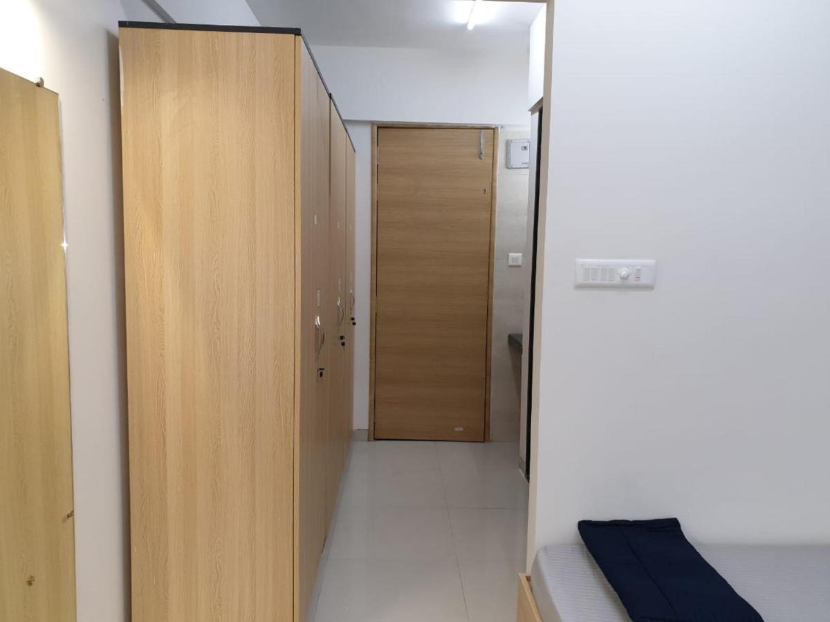 Youthville Boys Hostel Pune Dış mekan fotoğraf